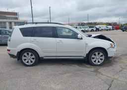 2011 MITSUBISHI OUTLANDER XLS