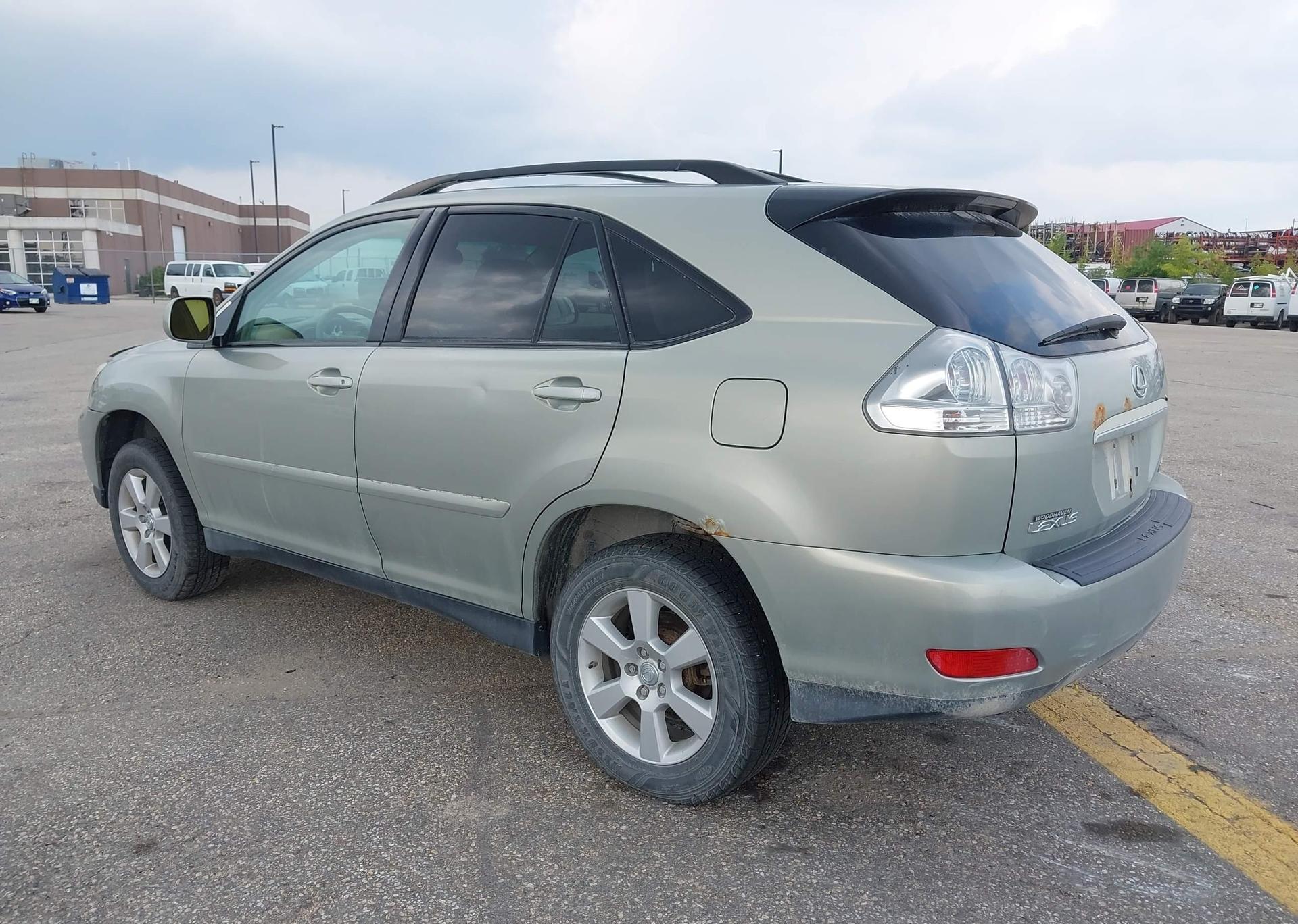 2004 LEXUS RX330