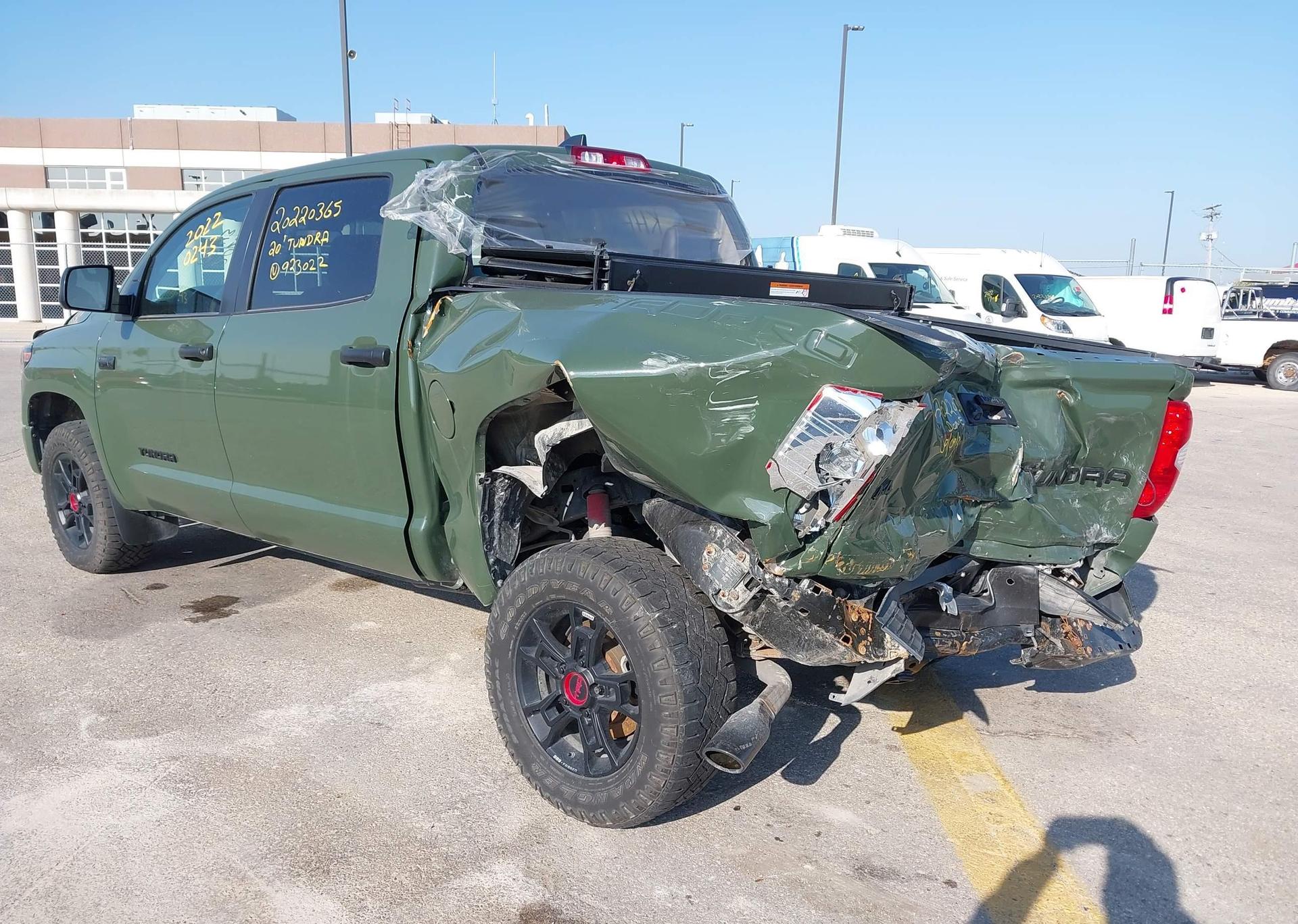 2020 TOYOTA TUNDRA SR5 V8 CREWMAX