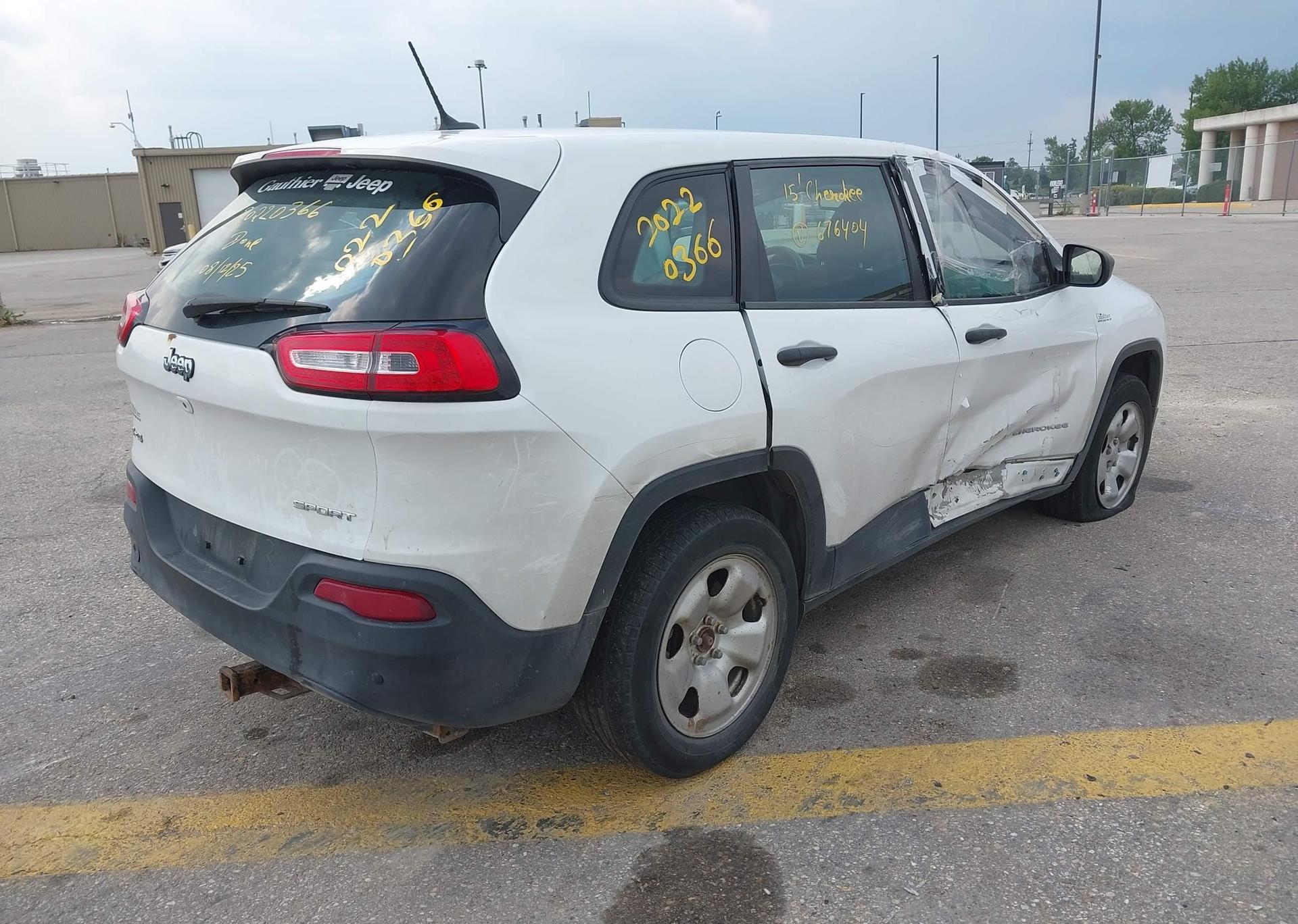 2015 JEEP CHEROKEE SPORT