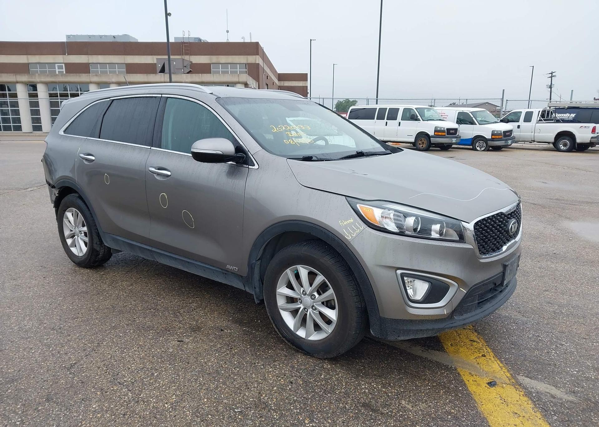2017 KIA SORENTO LX