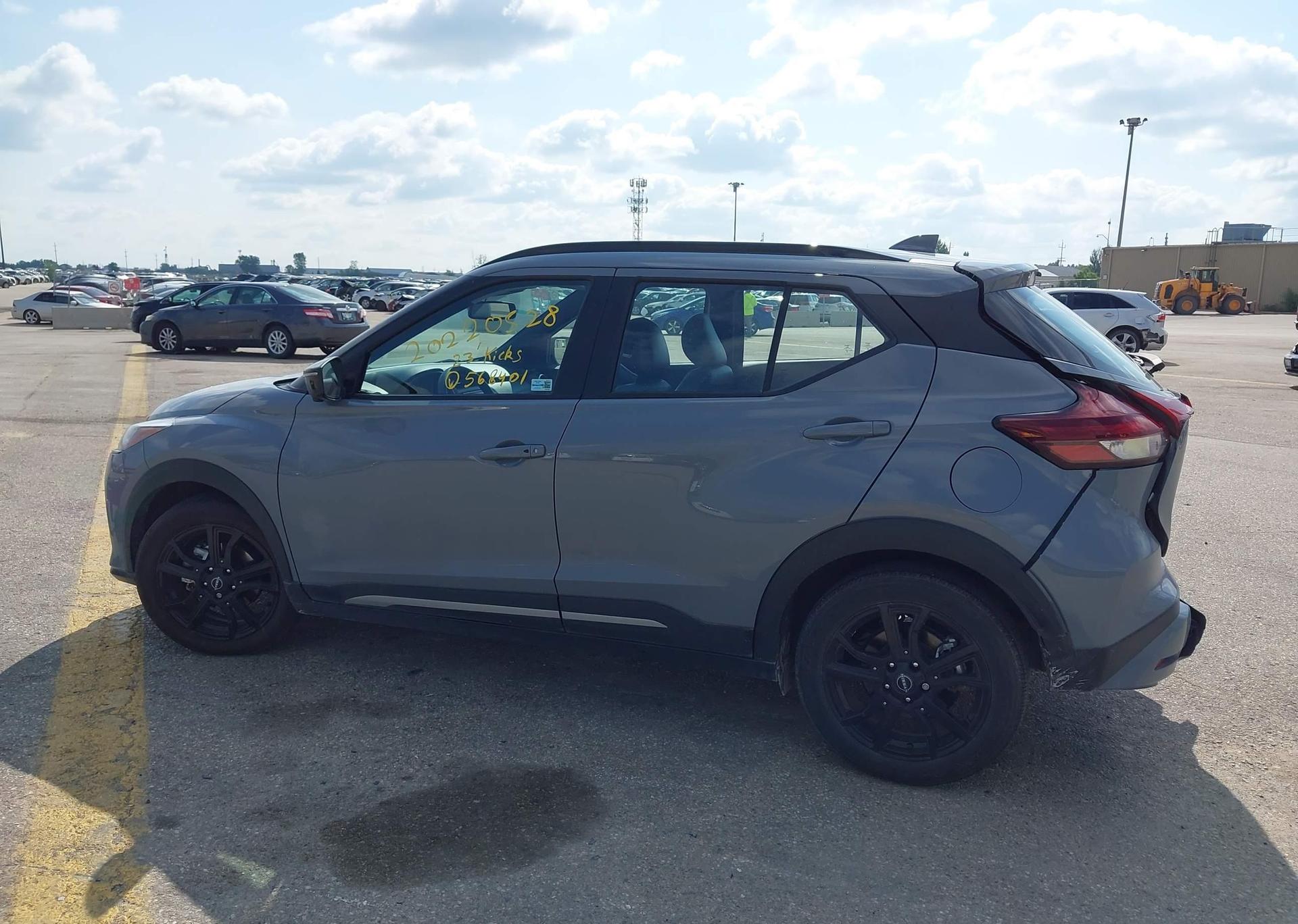2023 NISSAN KICKS SR