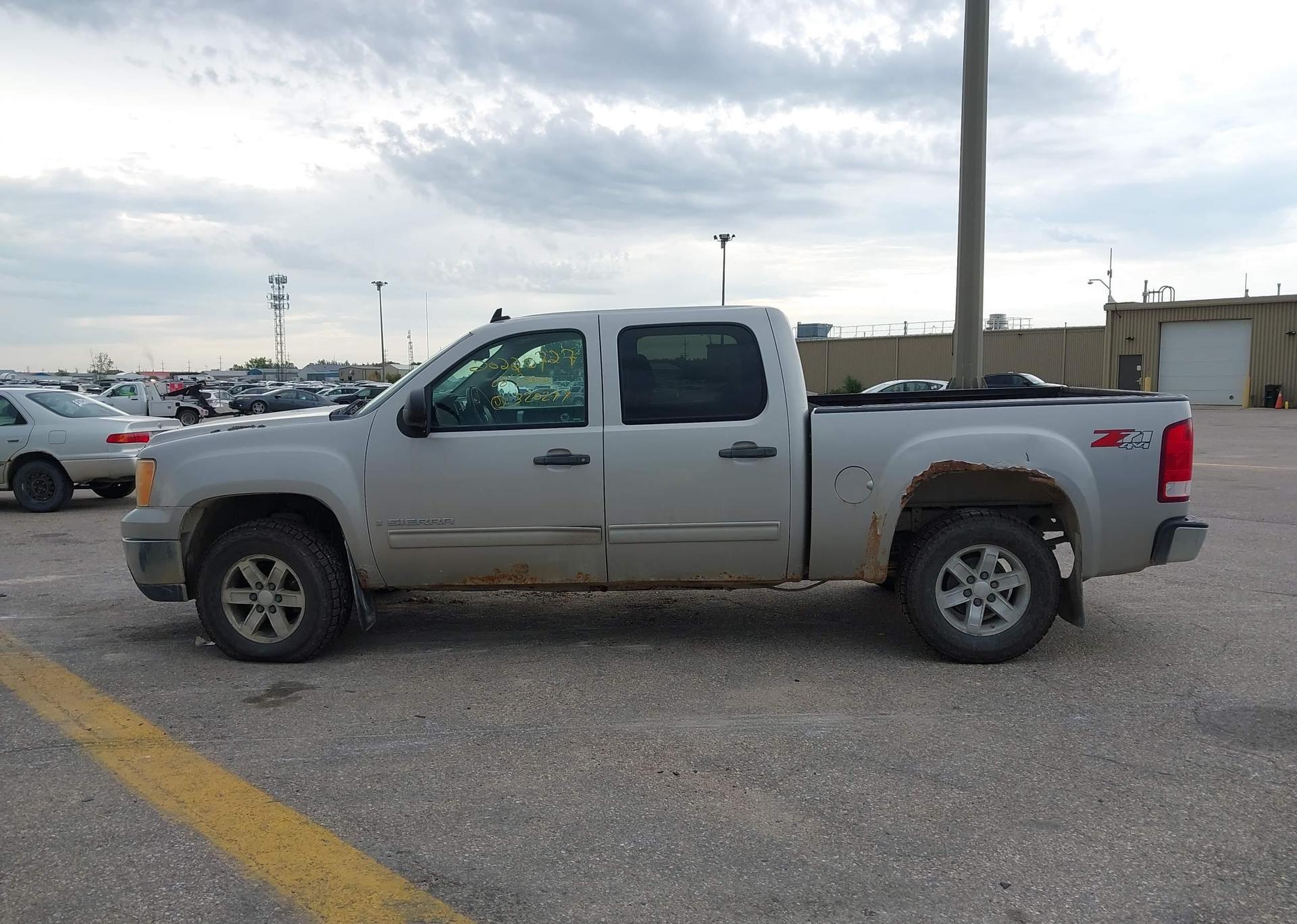 2008 GMC SIERRA 1500 SLE CREW CAB