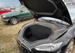 2015 TESLA Model S 85D