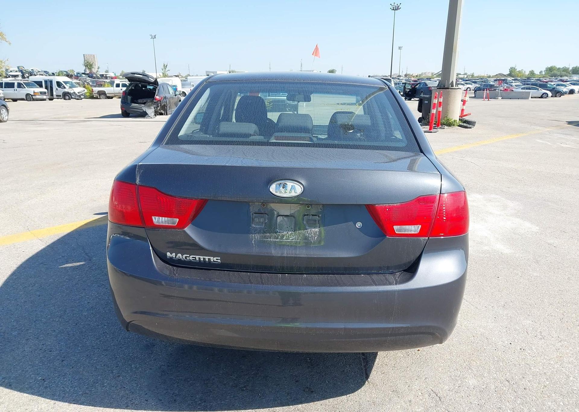 2010 KIA MAGENTIS LX
