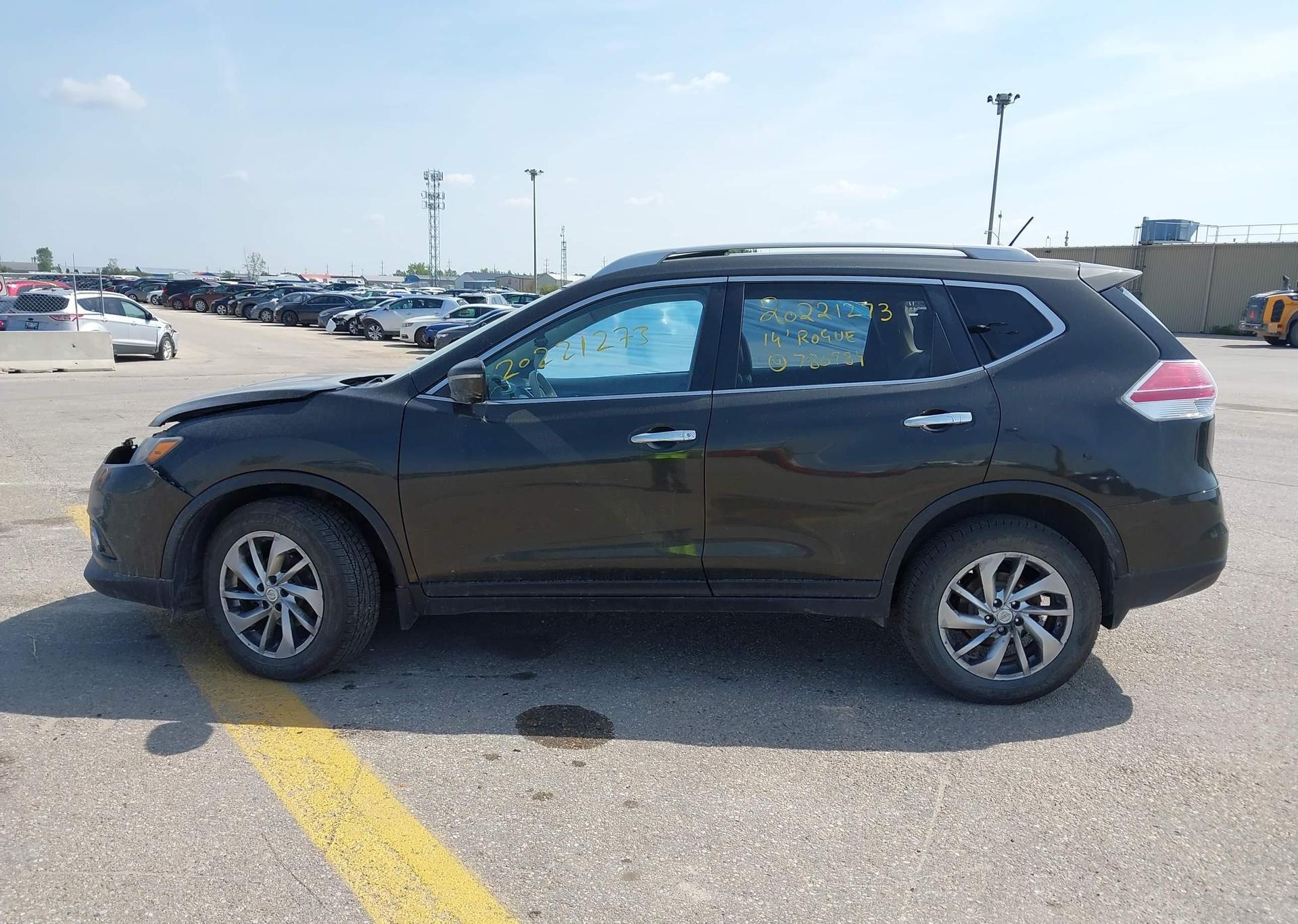 2014 NISSAN ROGUE SL