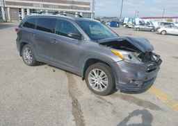 2015 TOYOTA HIGHLANDER XLE V6