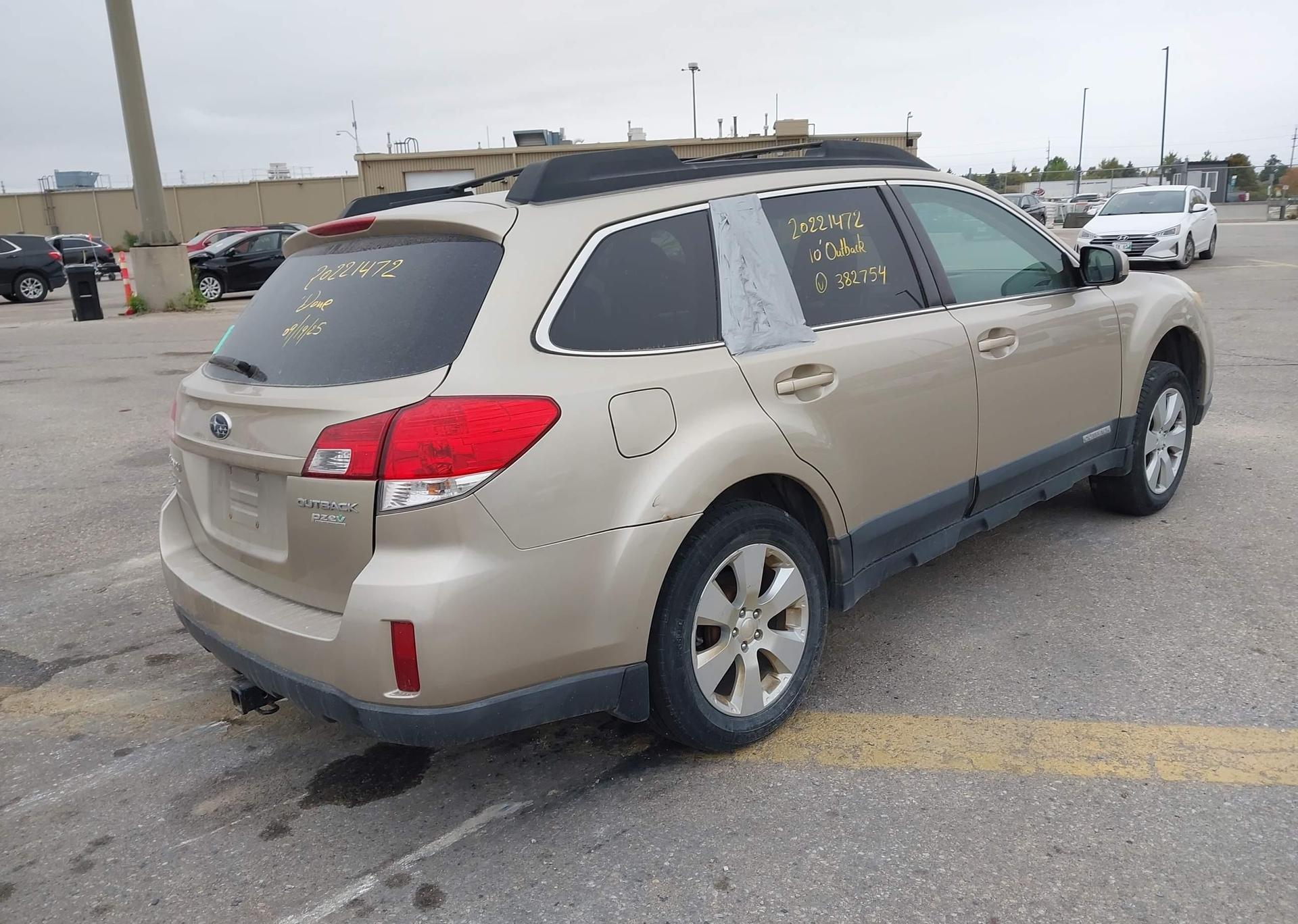 2010 SUBARU OUTBACK 2.5I PZEV
