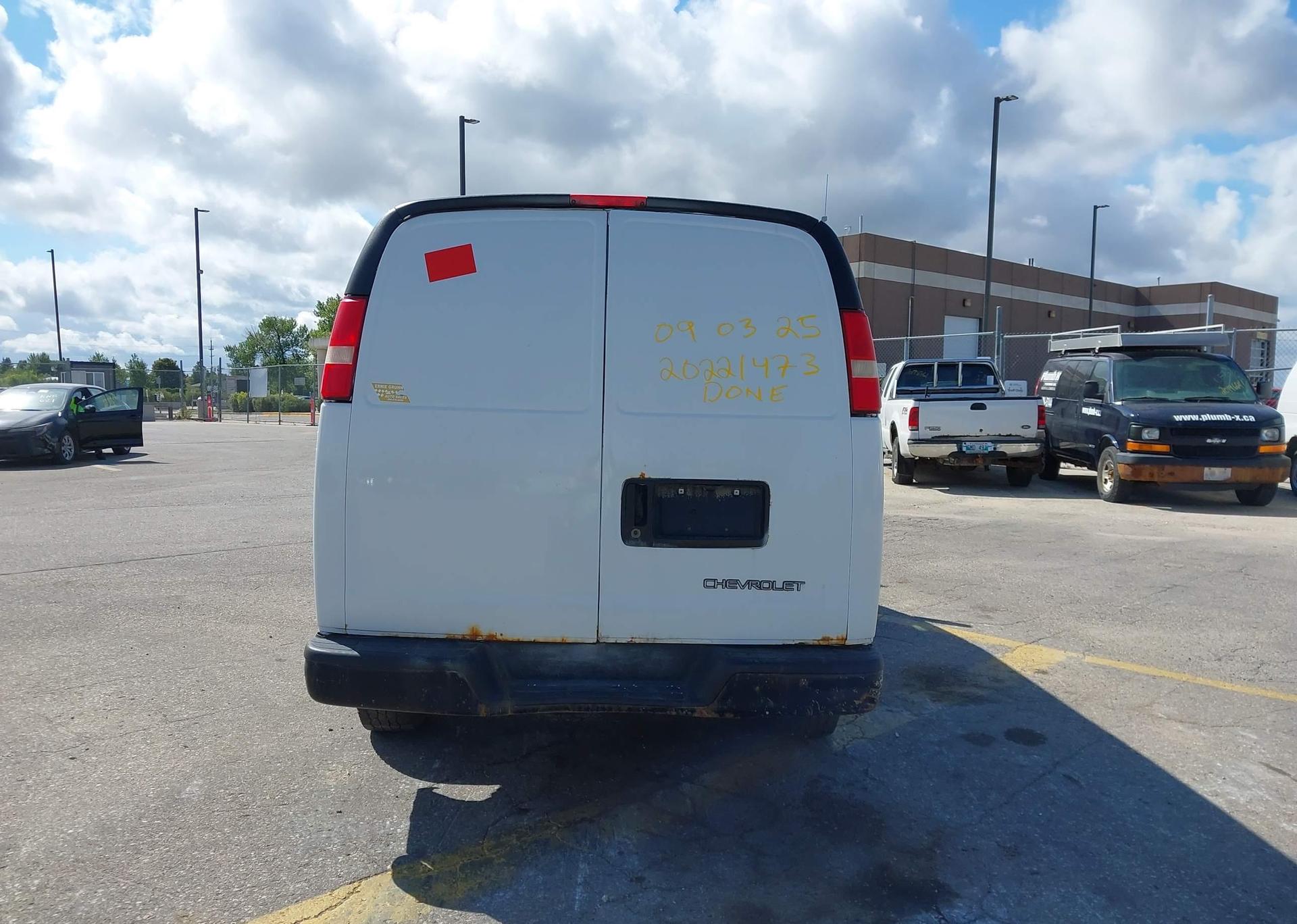 2006 CHEVROLET EXPRESS 2500 CARGO VAN