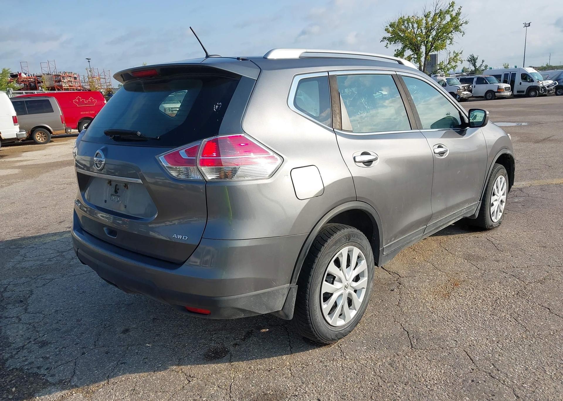 2016 NISSAN ROGUE S
