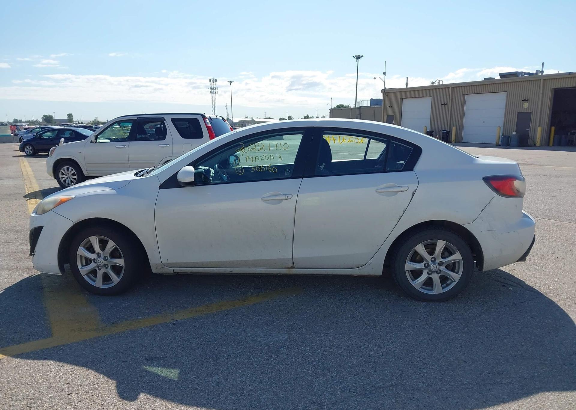 2011 MAZDA MAZDA3 GX