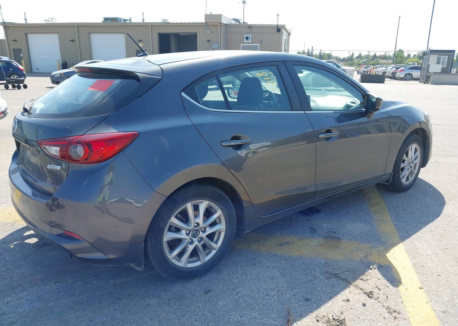 2018 MAZDA MAZDA3 SPORT GS SKY