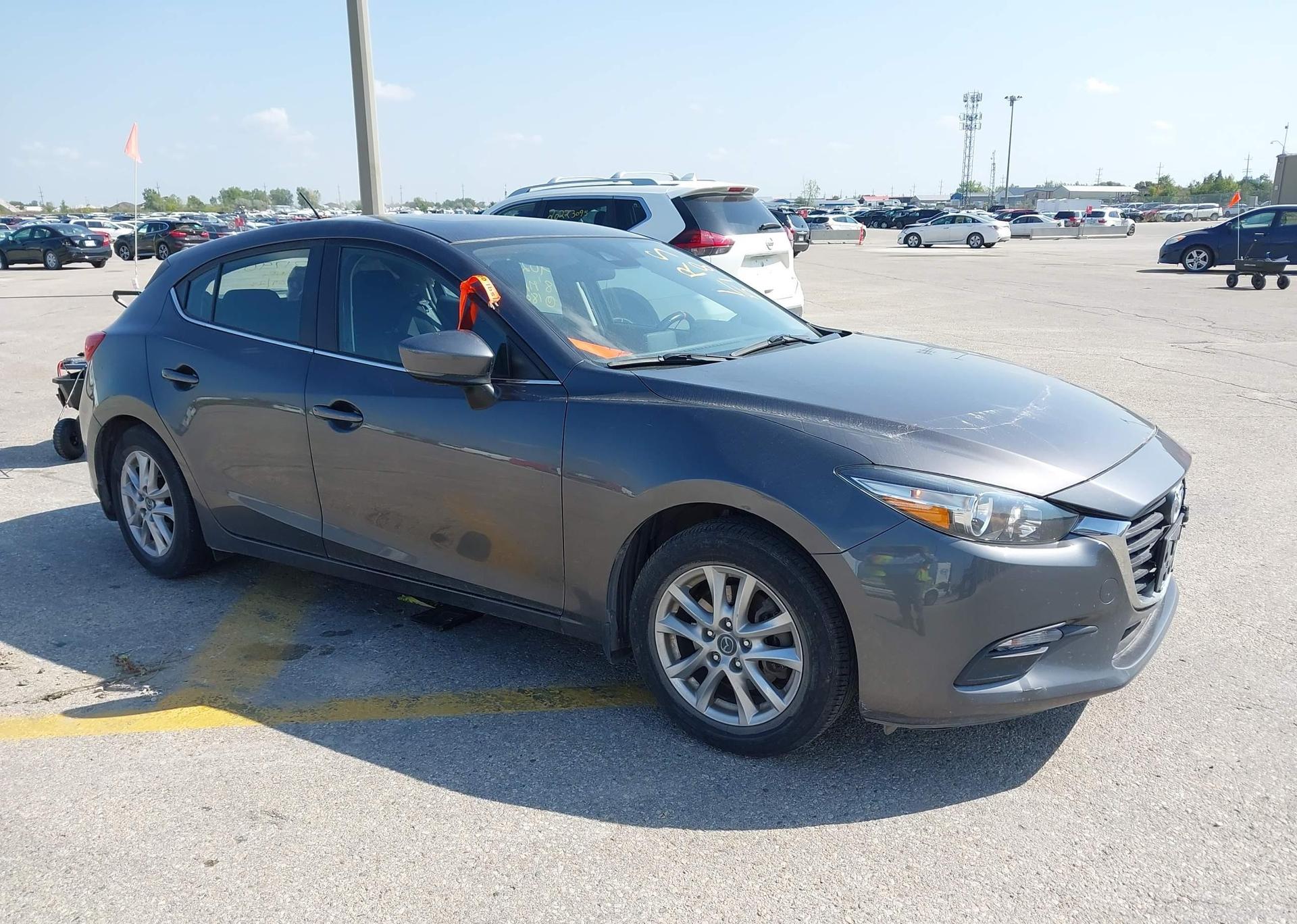 2018 MAZDA MAZDA3 SPORT GS SKY