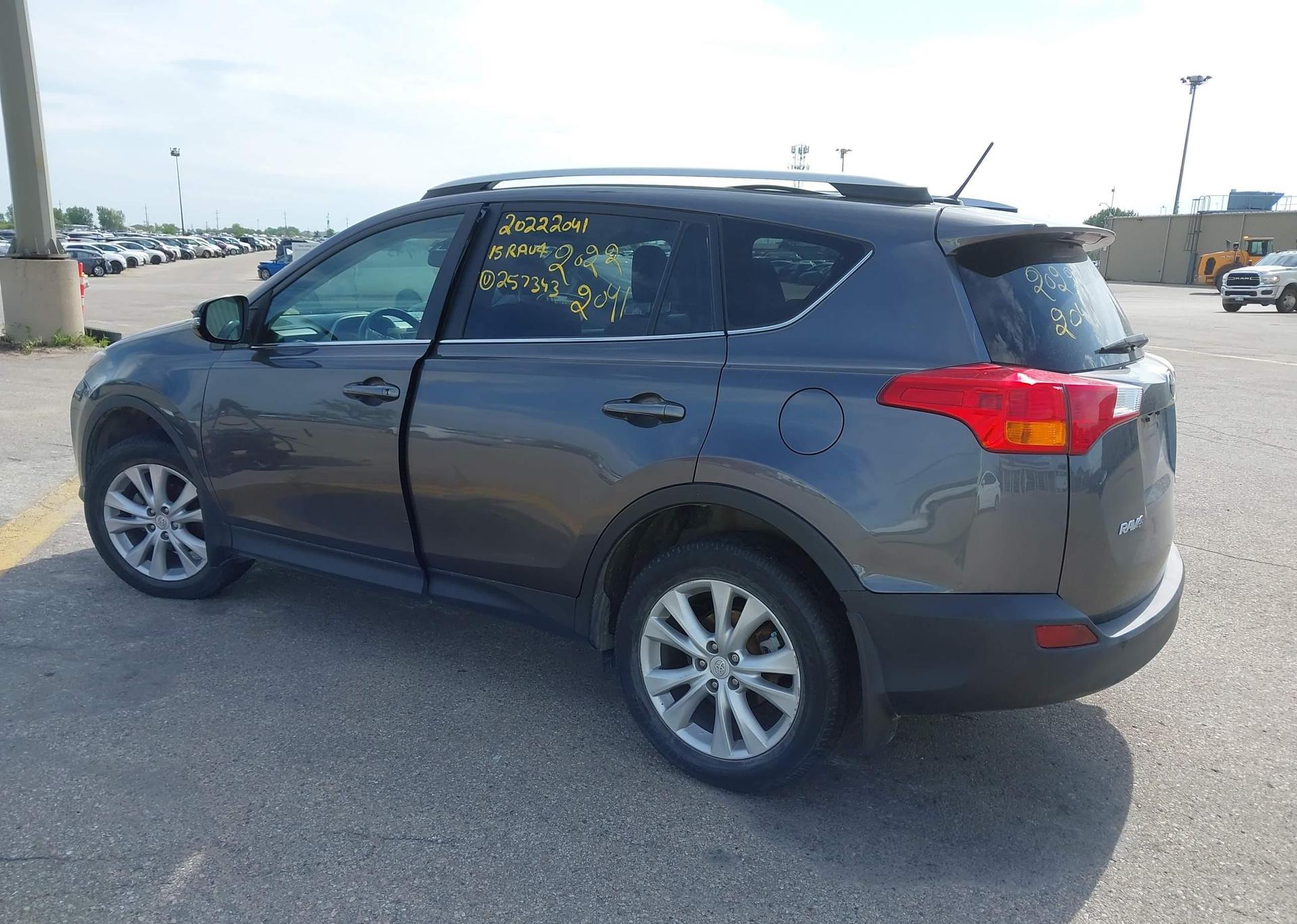 2015 TOYOTA RAV4 LIMITED