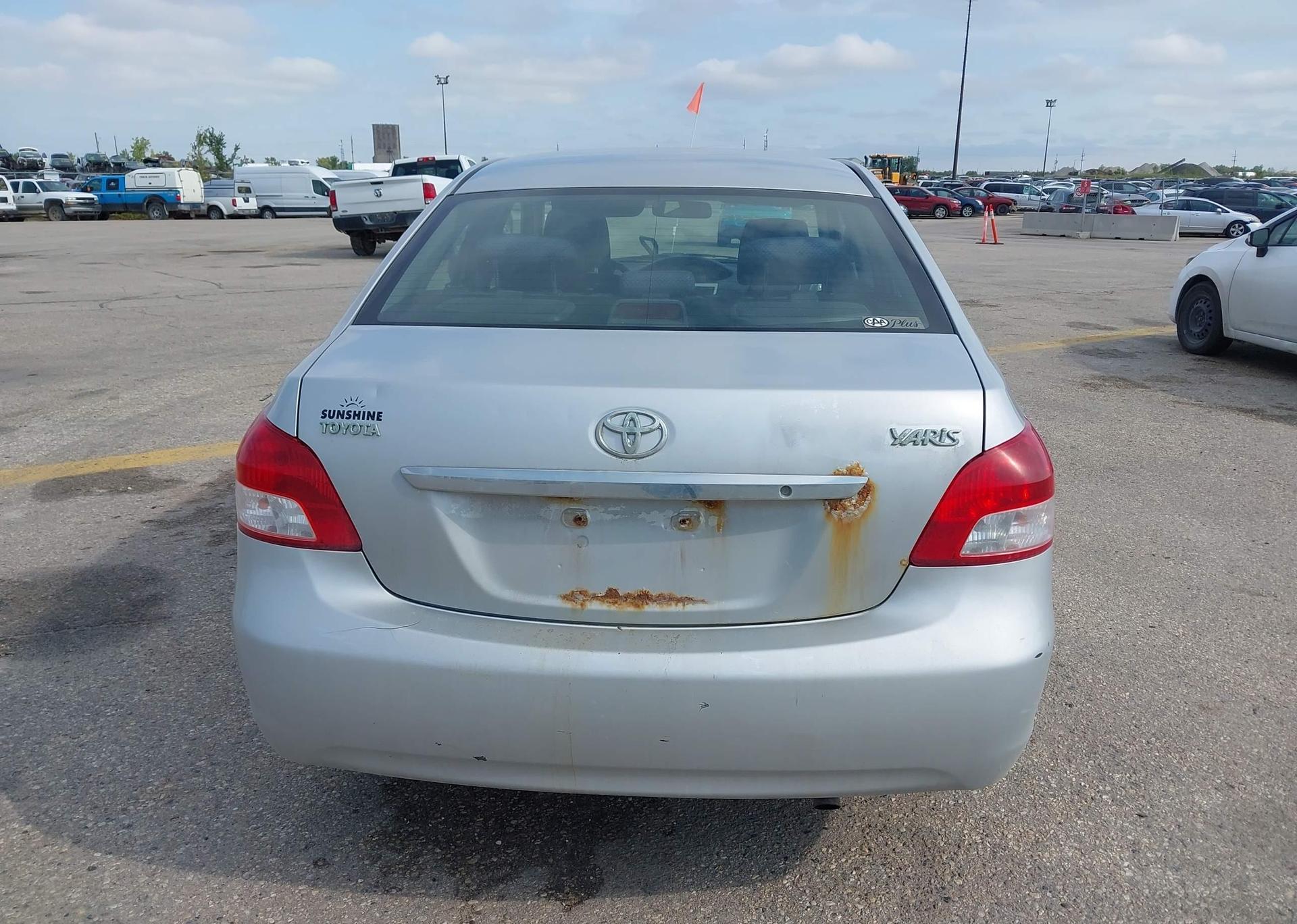 2008 TOYOTA YARIS