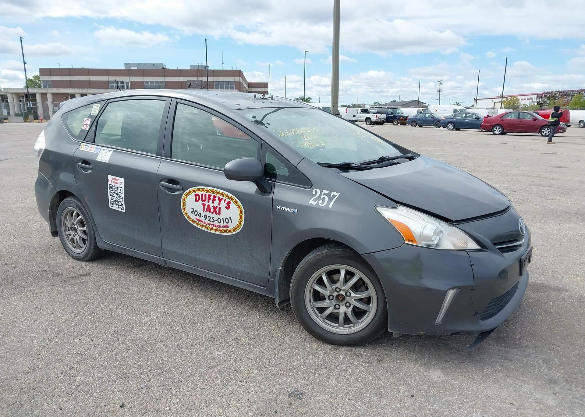 2014 TOYOTA PRIUS V