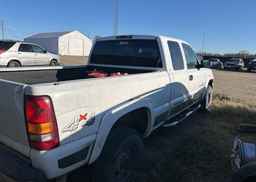 2003 GMC SIERRA 2500 HD SLE EXT CAB