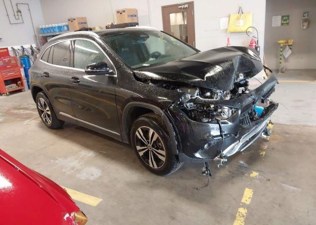 2026 MERCEDES-BENZ GLA250 4MATIC