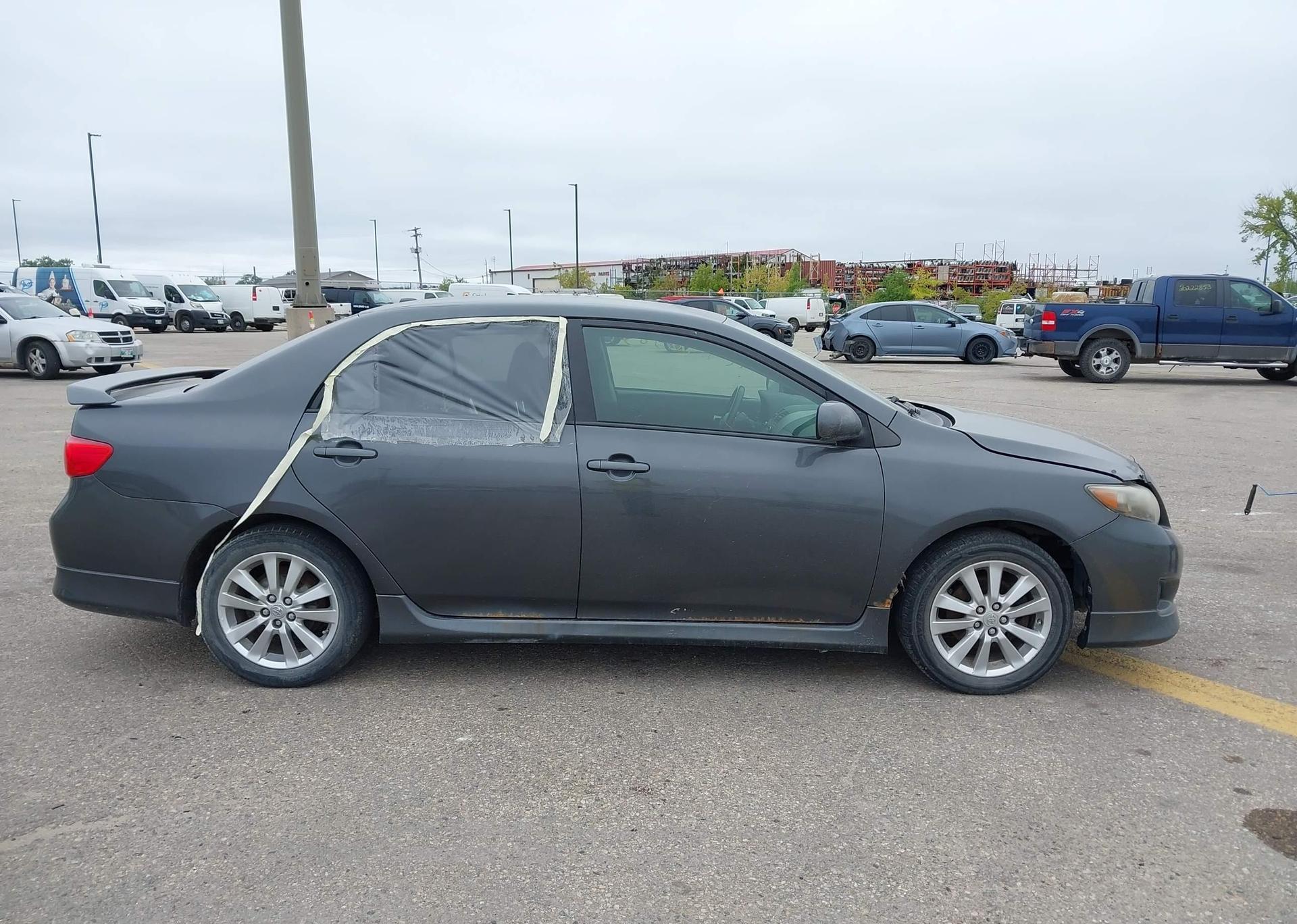 2010 TOYOTA COROLLA LE