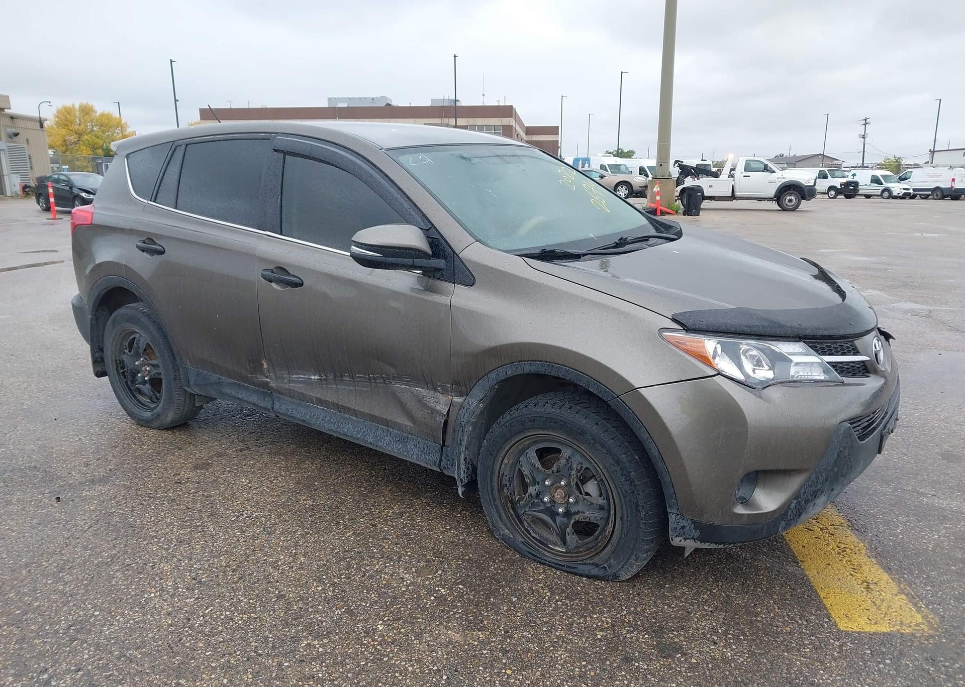 2013 TOYOTA RAV4 LE