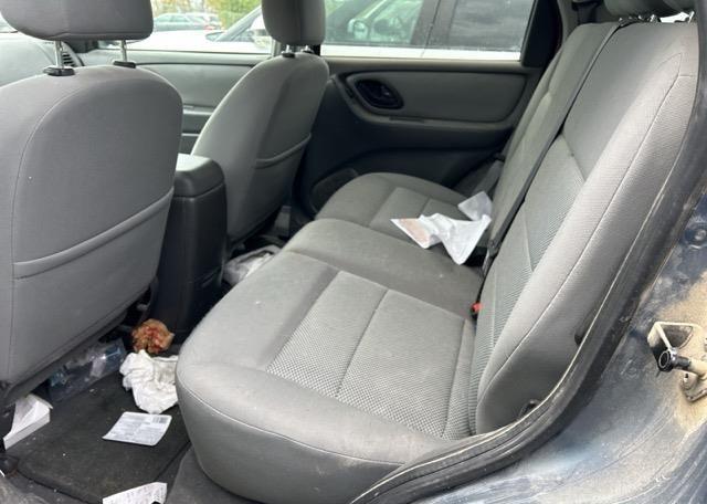 2005 FORD ESCAPE XLT V6