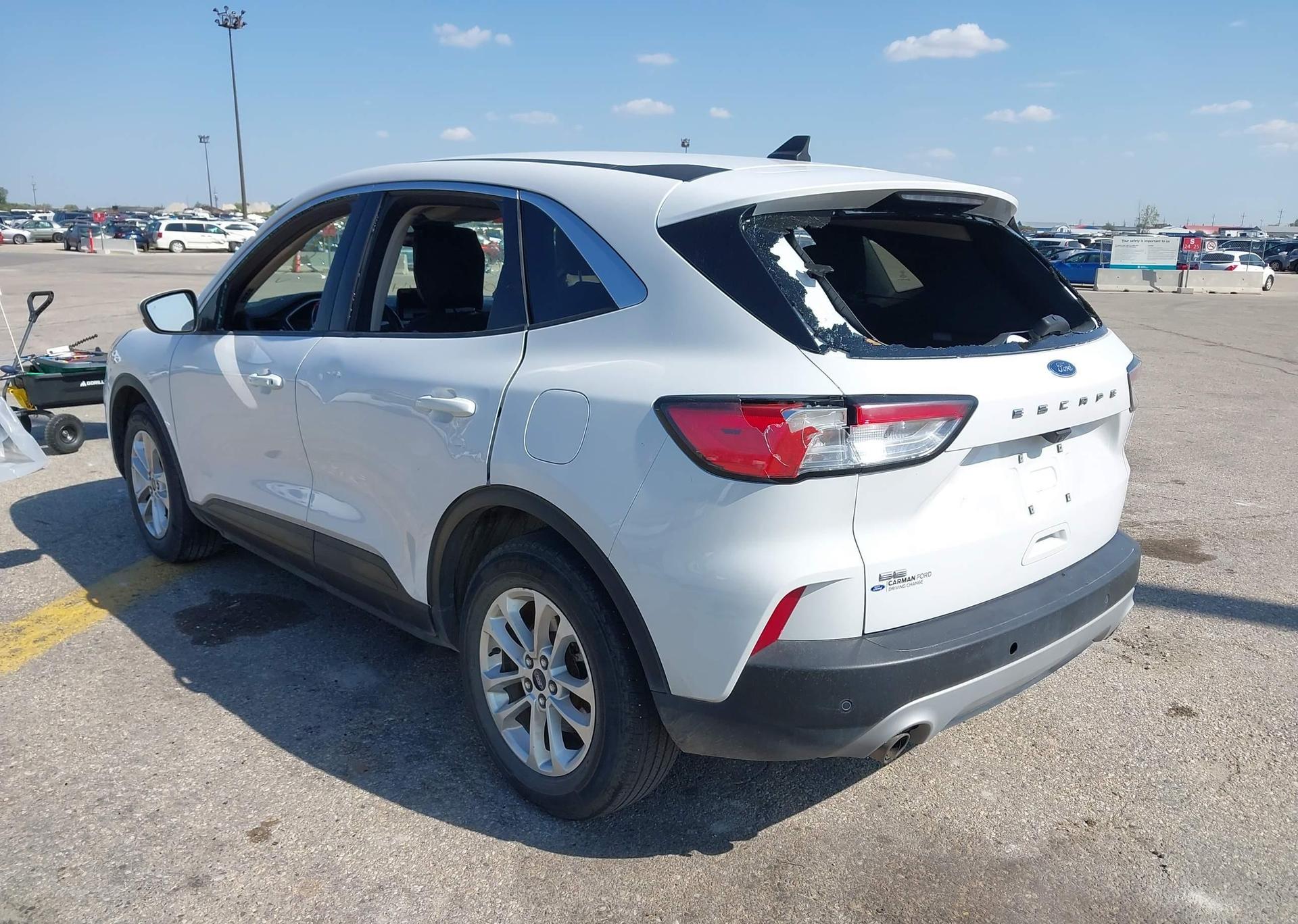 2020 FORD ESCAPE SE