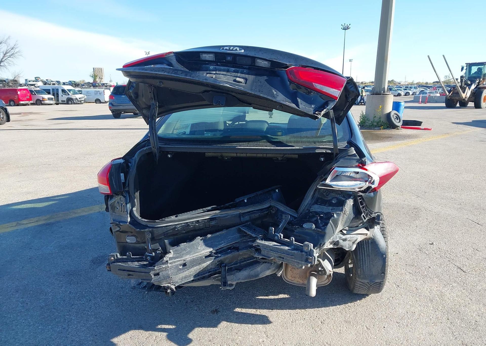 2018 KIA FORTE LX