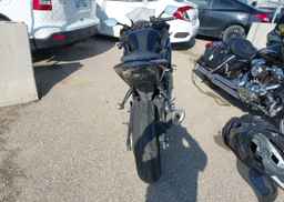 2015 YAMAHA YZF R3