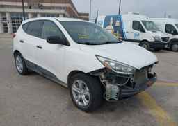 2015 HYUNDAI TUCSON GL