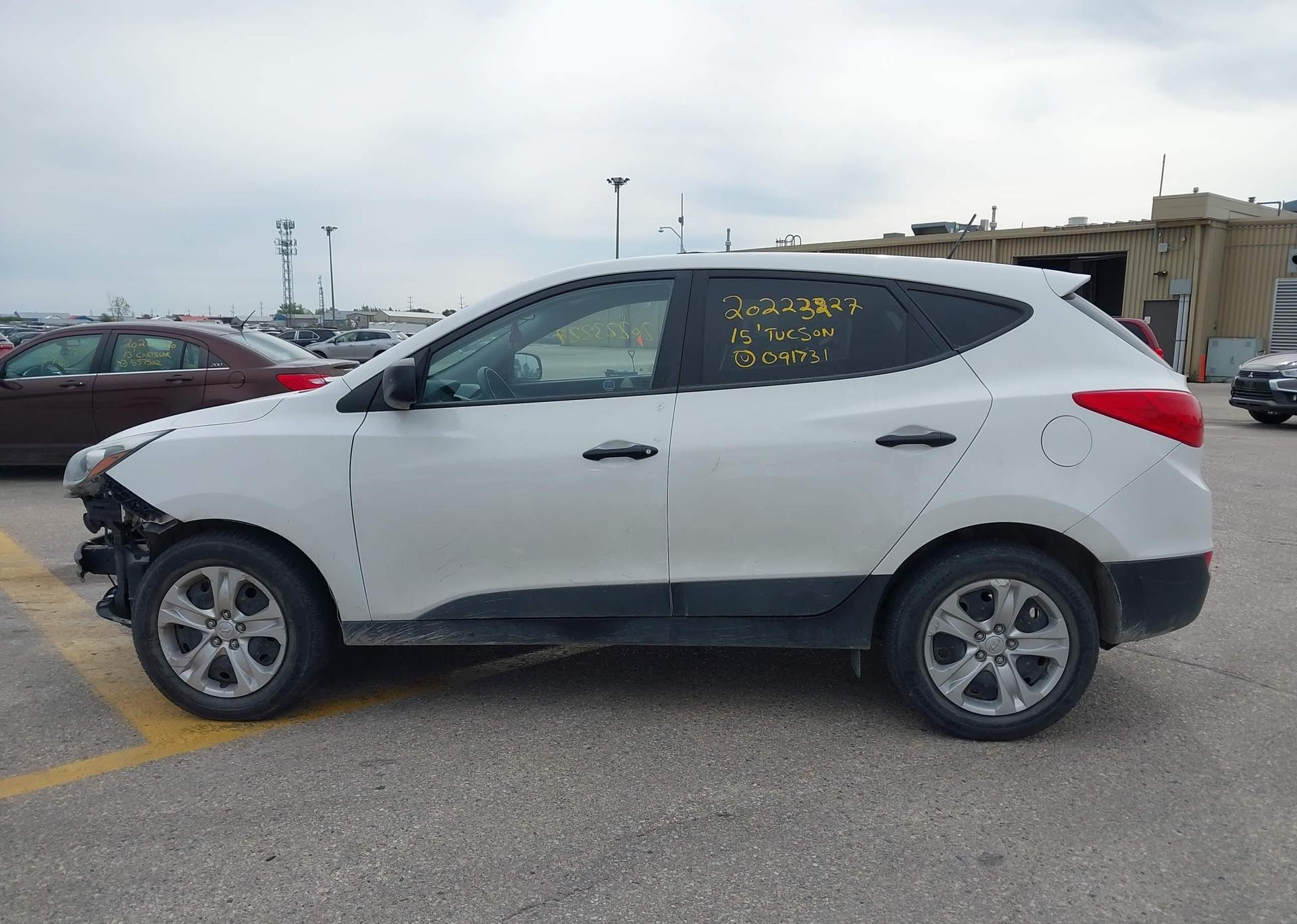 2015 HYUNDAI TUCSON GL