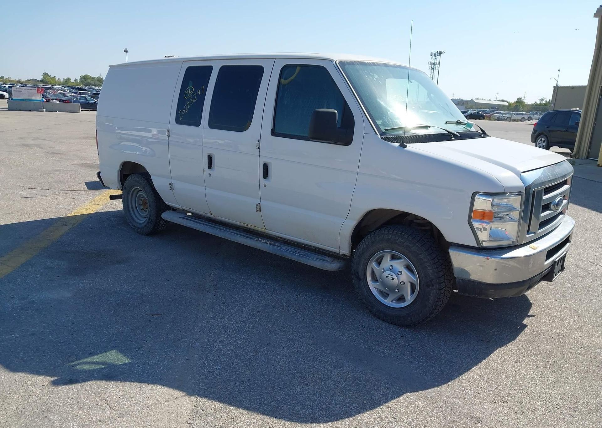 2012 FORD E250 ECONOLINE CARGO