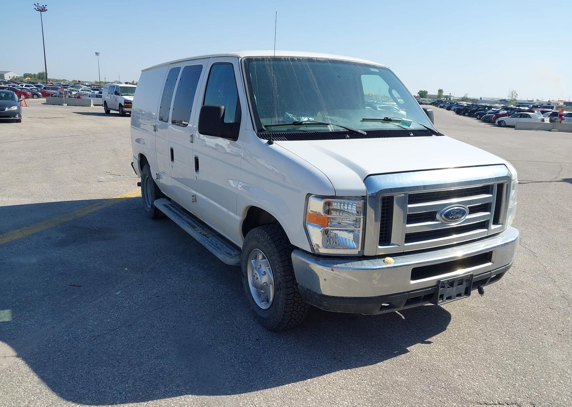 2012 FORD E250 ECONOLINE CARGO