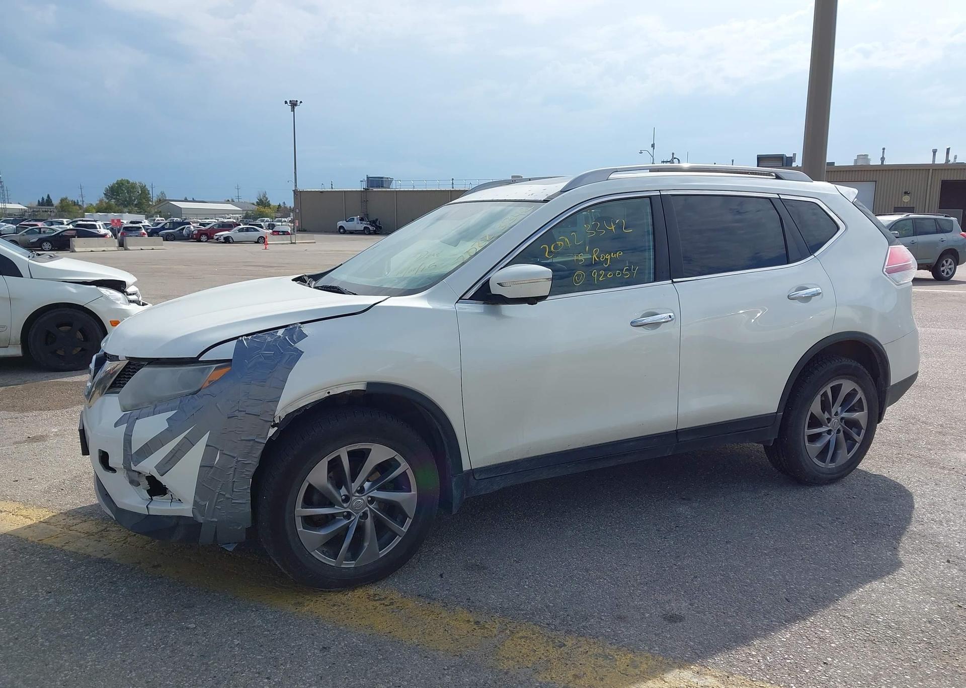 2015 NISSAN ROGUE SL