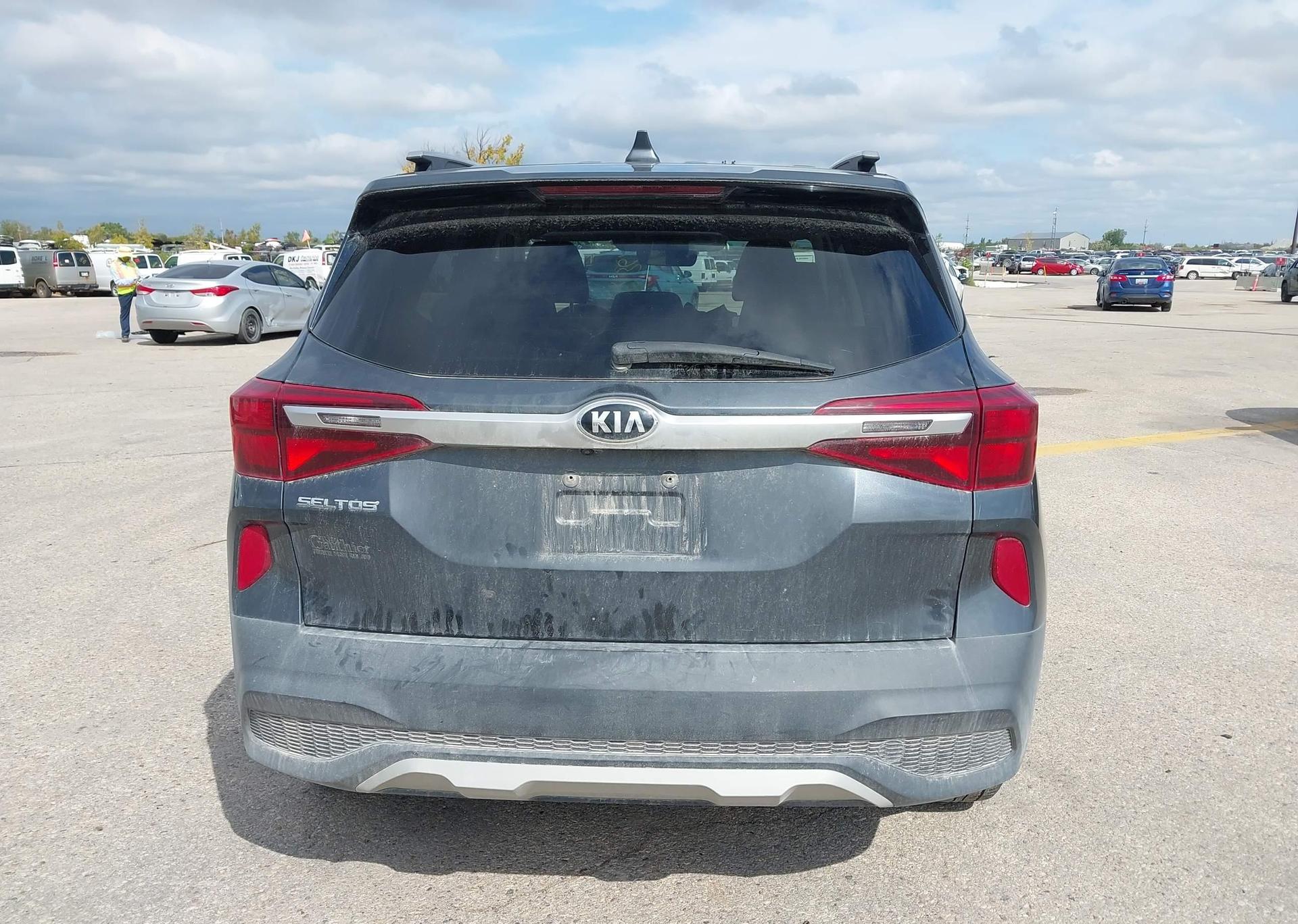 2021 KIA SELTOS LX