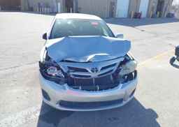 2013 TOYOTA COROLLA LE