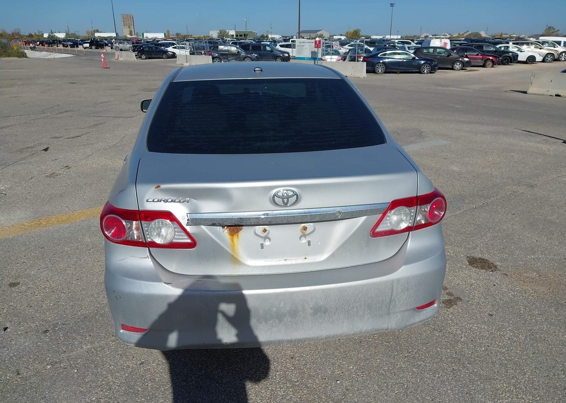 2013 TOYOTA COROLLA LE
