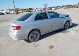 2013 TOYOTA COROLLA LE
