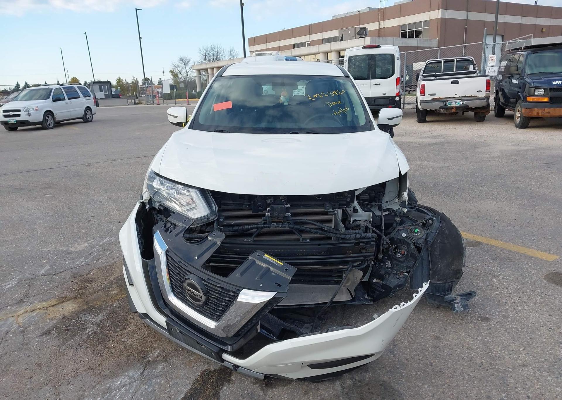 2018 NISSAN ROGUE S