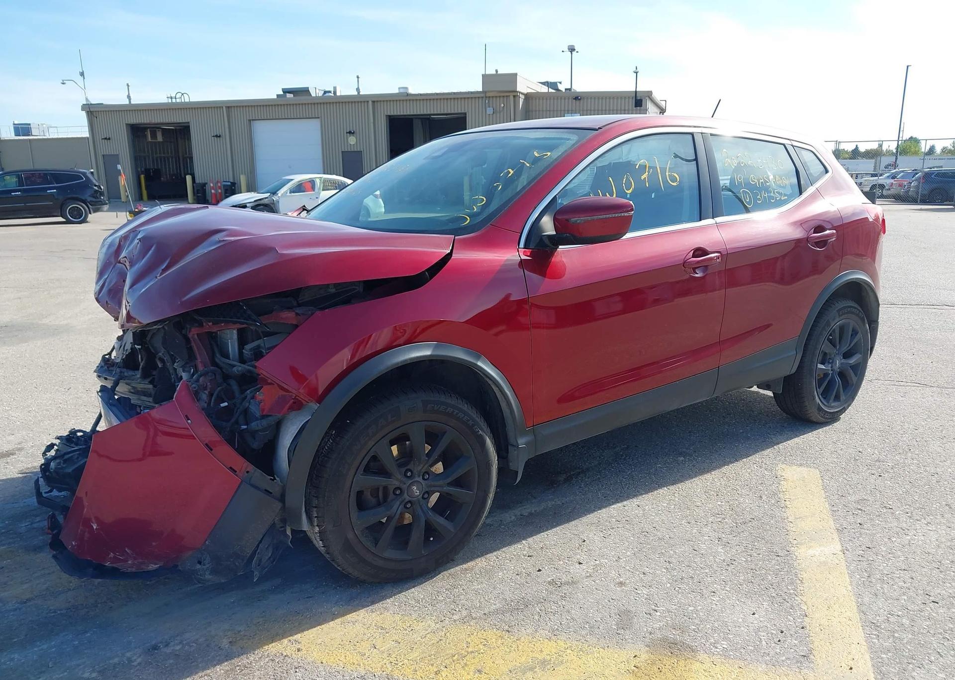 2019 NISSAN QASHQAI S