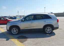 2014 KIA SORENTO LX