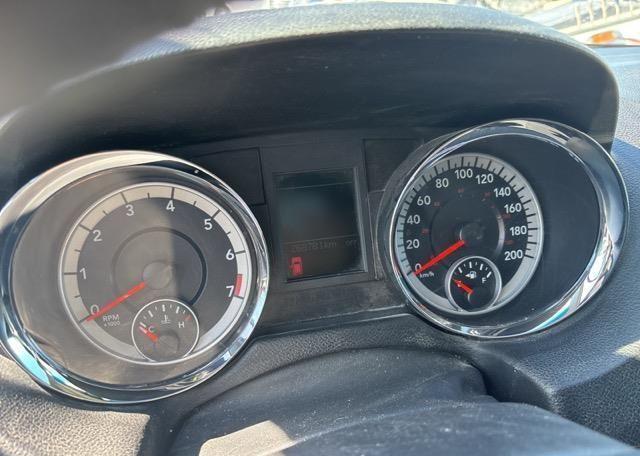 2011 DODGE GRAND CARAVAN CREW