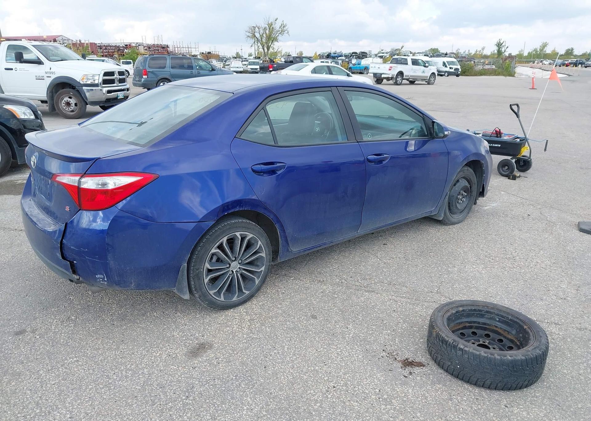 2016 TOYOTA COROLLA S