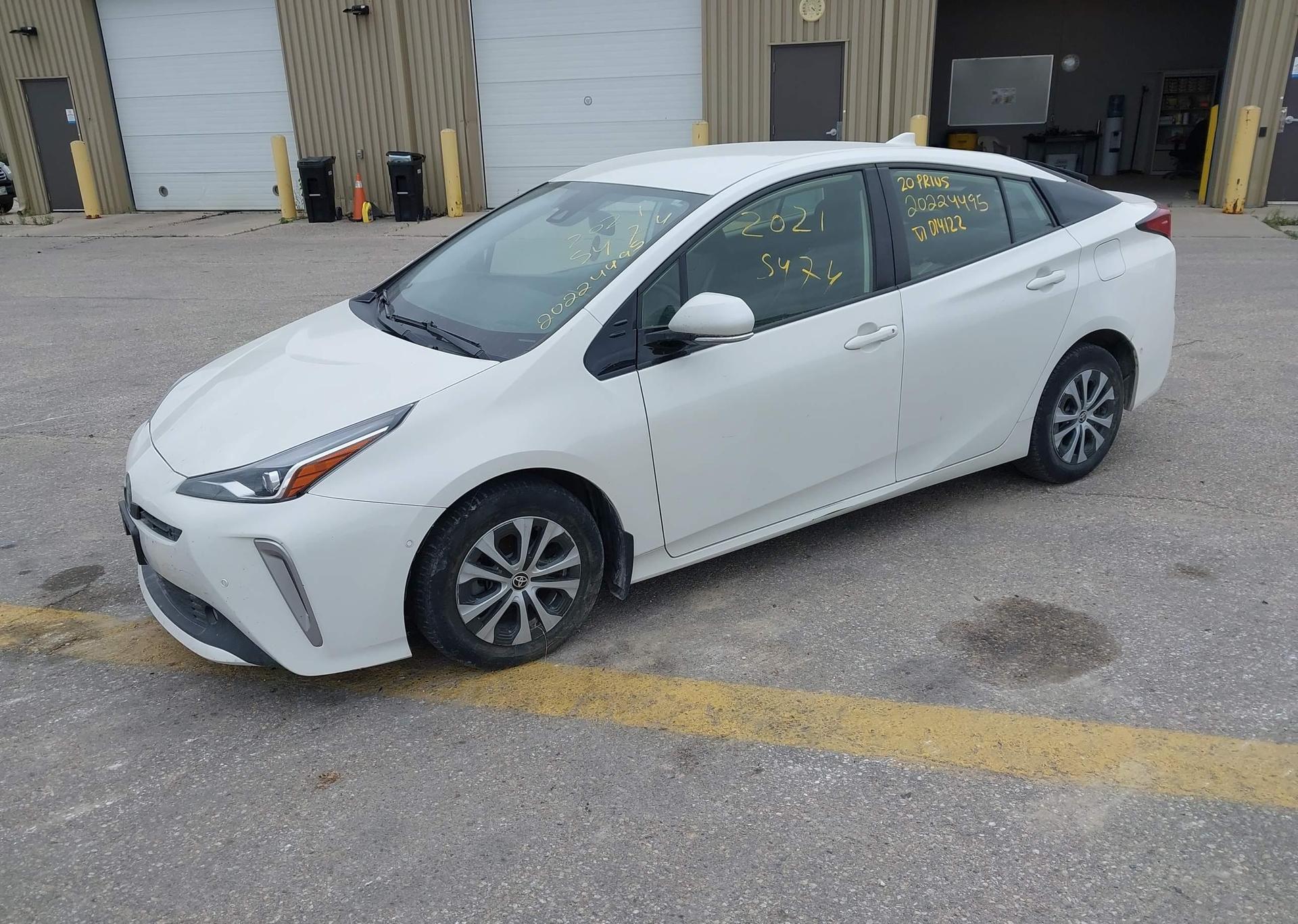 2020 TOYOTA PRIUS AWD-E