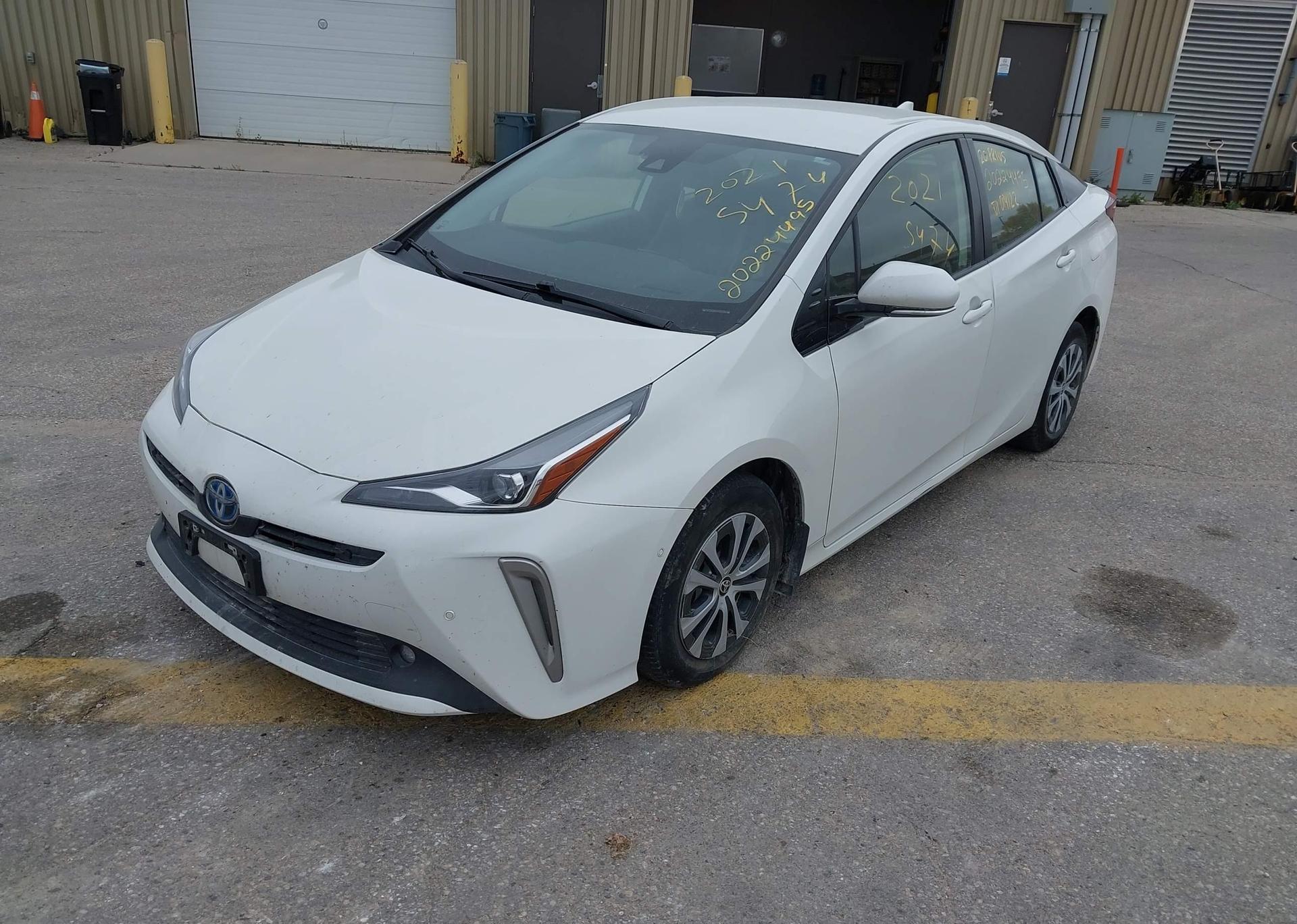 2020 TOYOTA PRIUS AWD-E