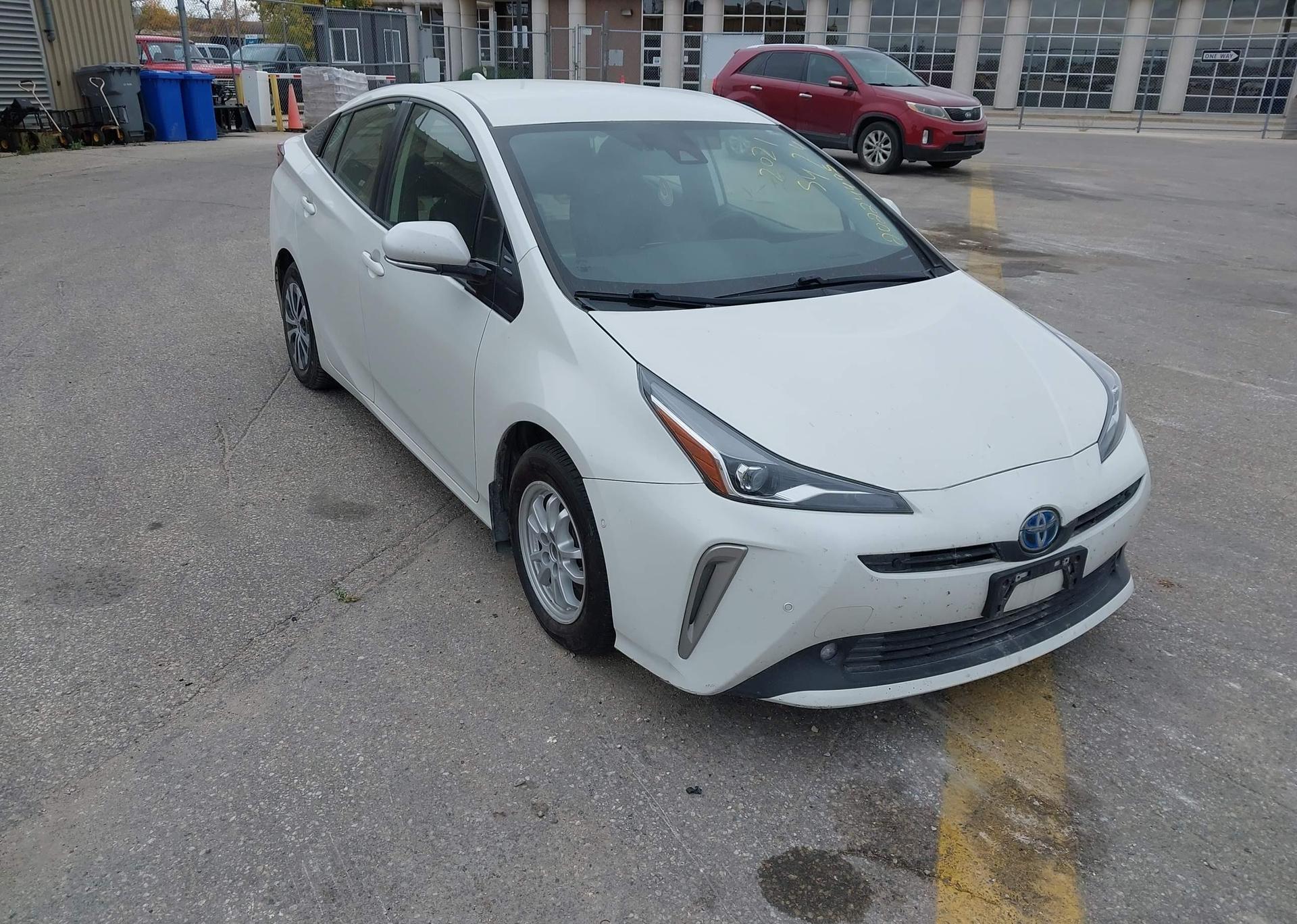 2020 TOYOTA PRIUS AWD-E