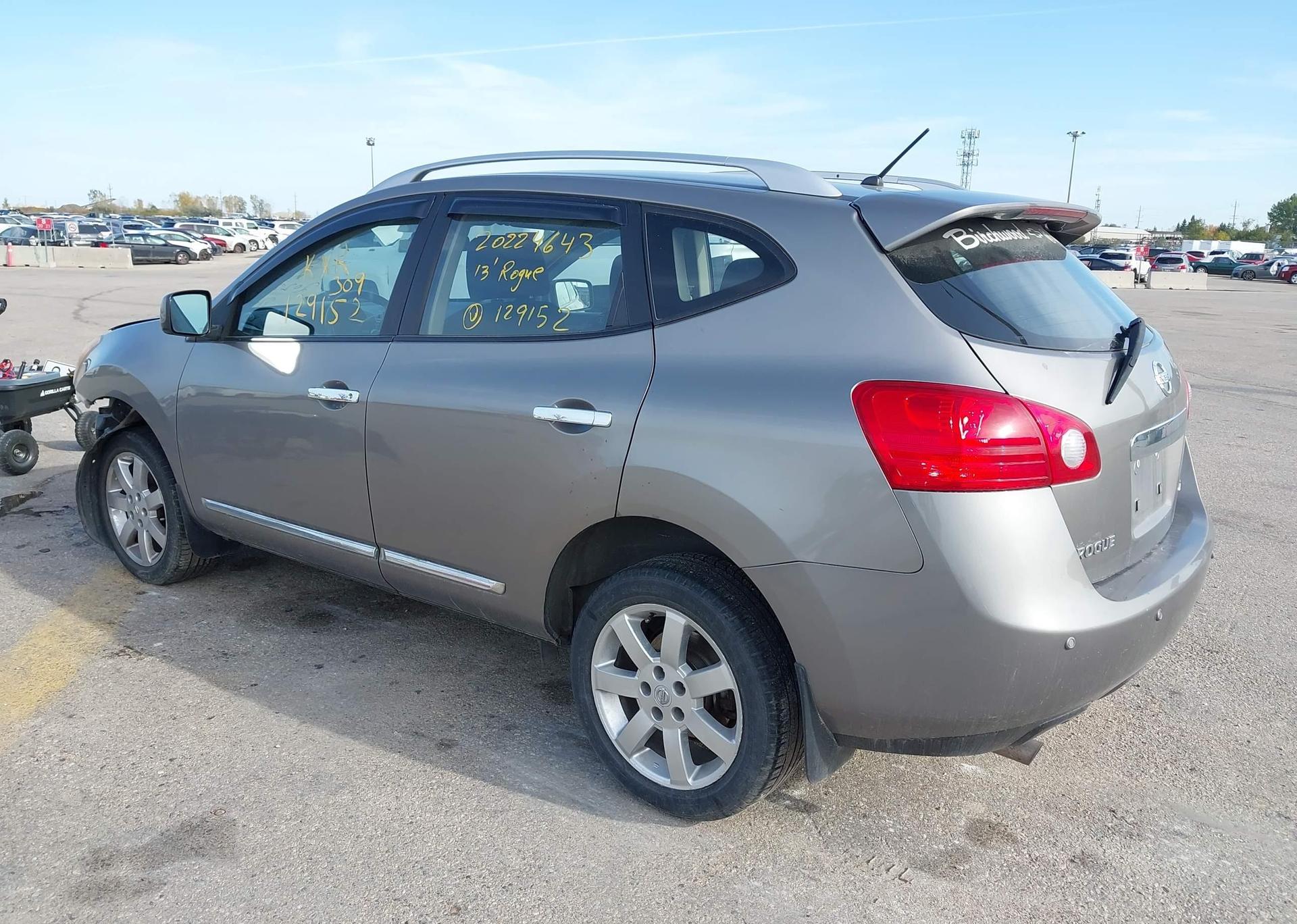 2013 NISSAN ROGUE SV