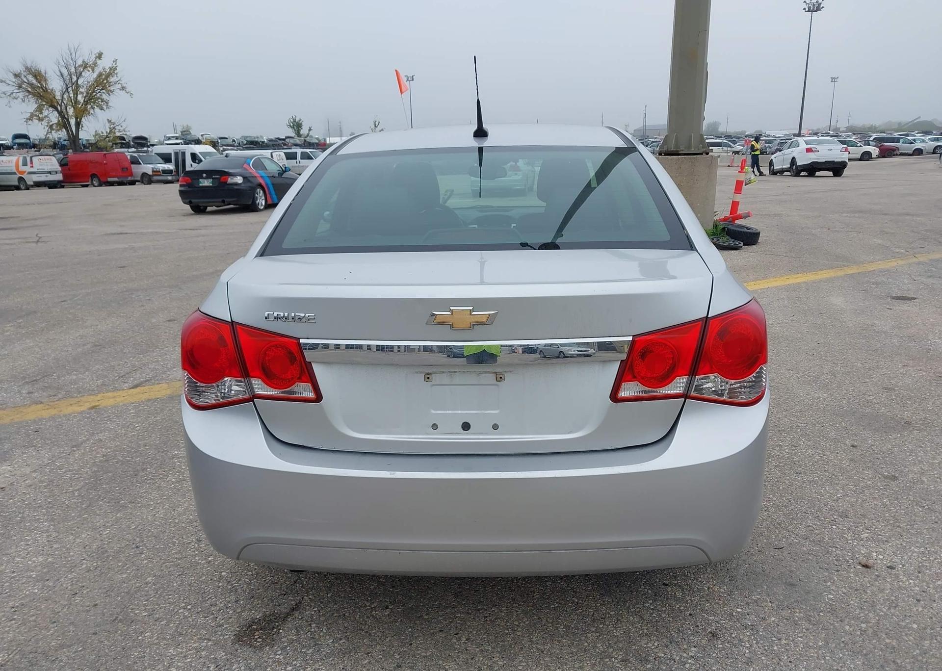 2014 CHEVROLET CRUZE LS
