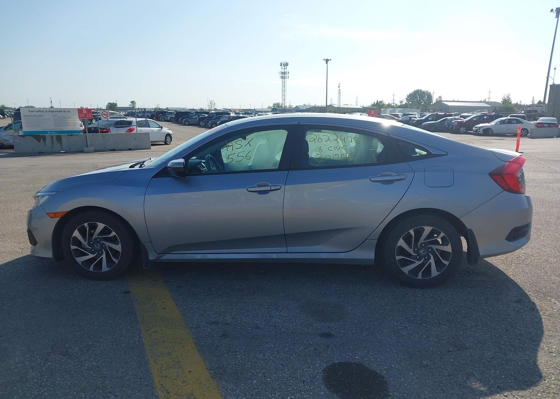 2018 HONDA CIVIC SE