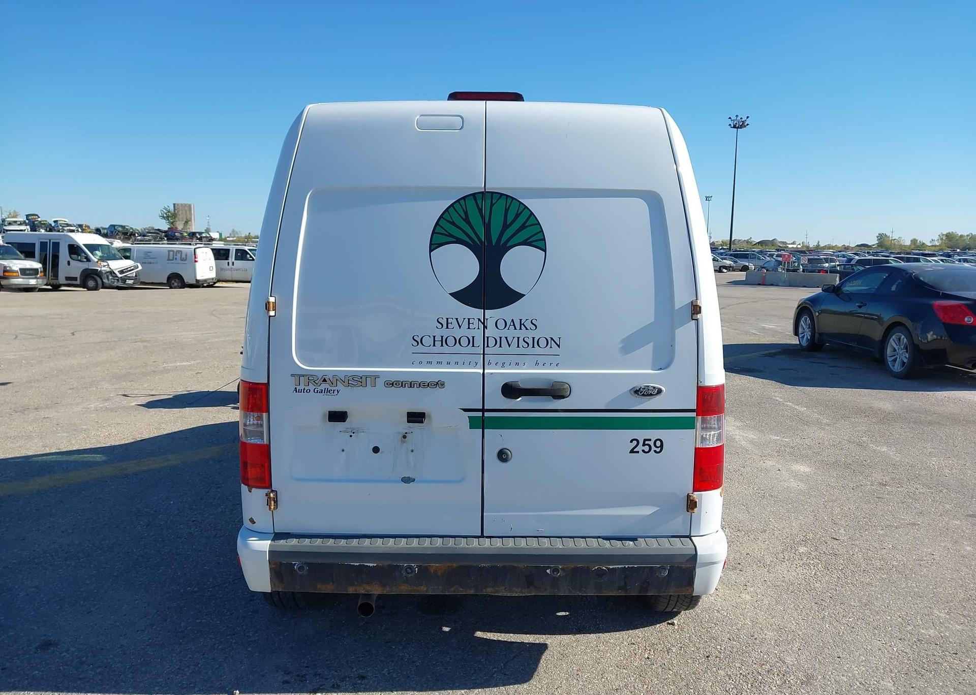 2010 FORD TRANSIT CONNECT XLT CARGO VAN
