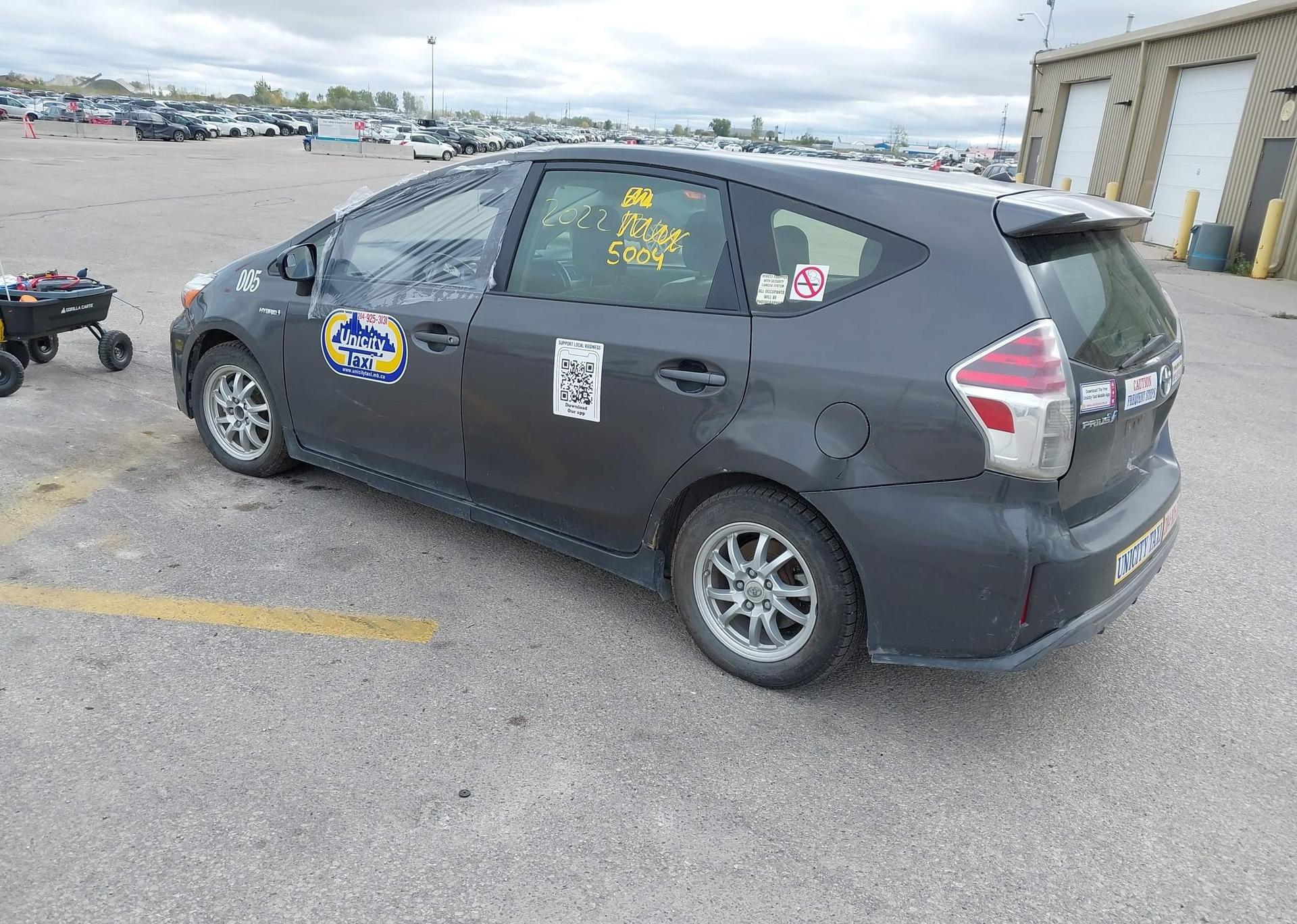 2016 TOYOTA PRIUS V